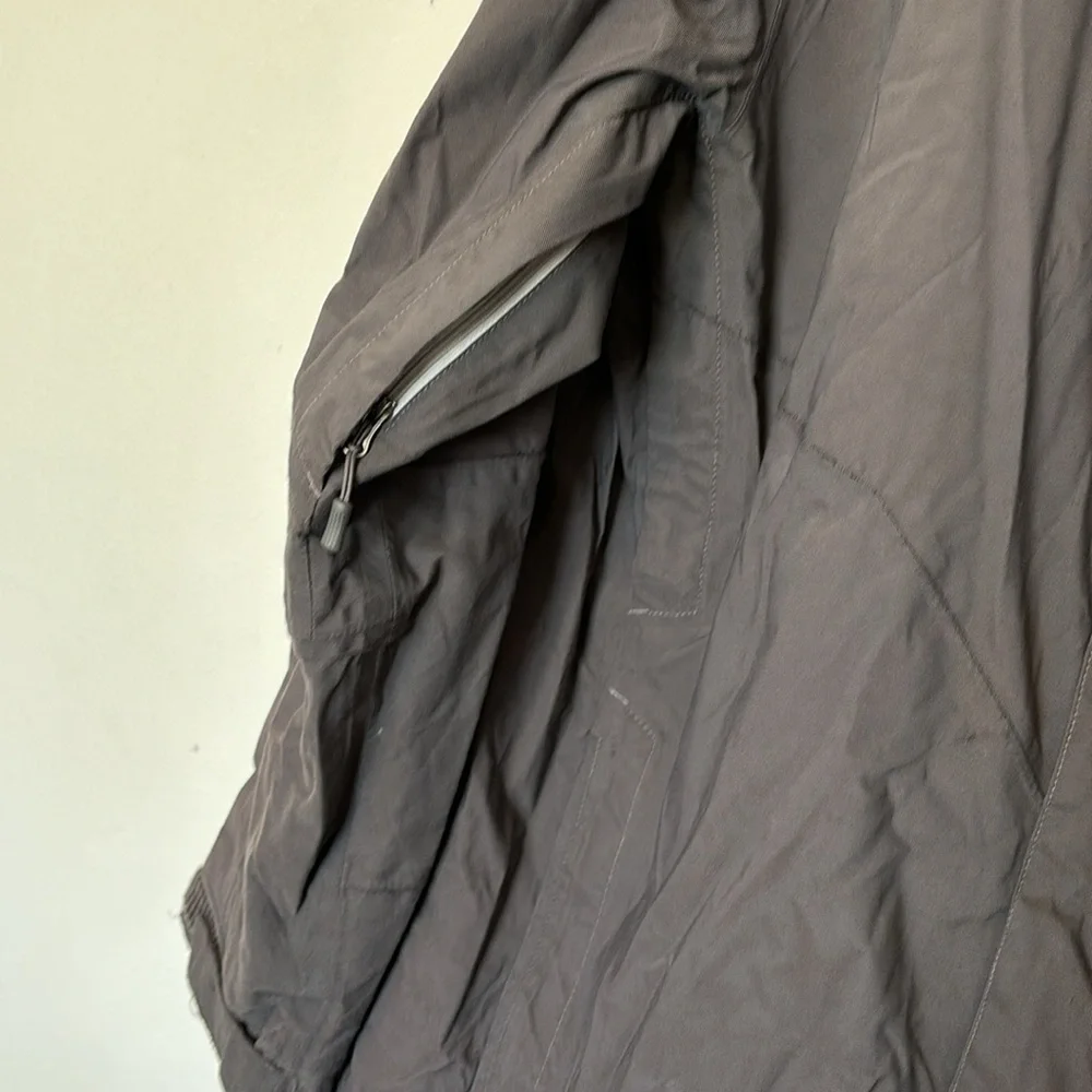 The North face slate grey HY Vent soft shelled lined multi pocket jacket Xl